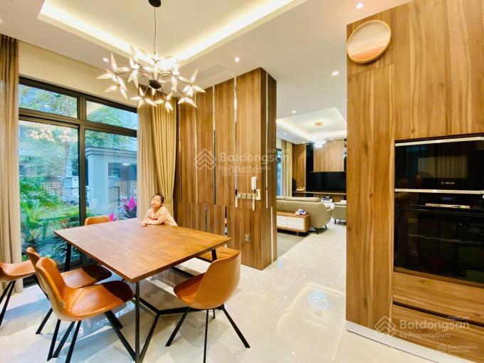 Bán biệt thự tại thành phố giao lưu, phạm văn đồng, 78 tỷ, 230m2, view đẹp, uy tín