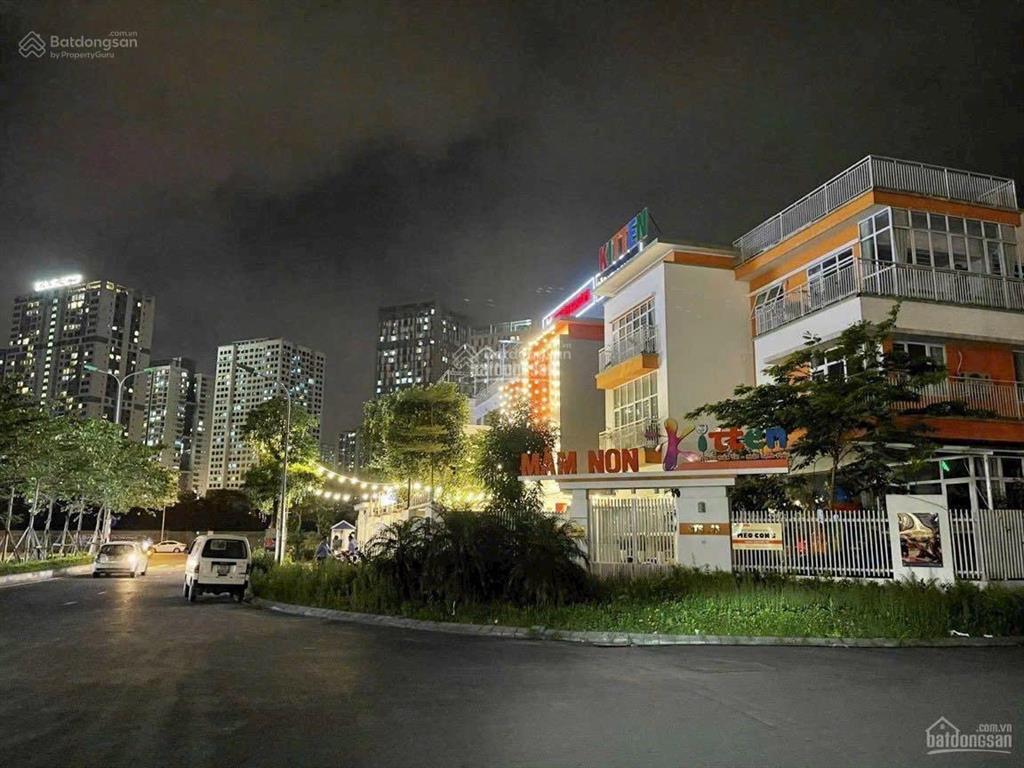 Tôi chính chủ bán biệt thự bt66 khu ngoại giao đoàn mặt tiền 20m đơn lập xây 4 tầng vị trí đẹp