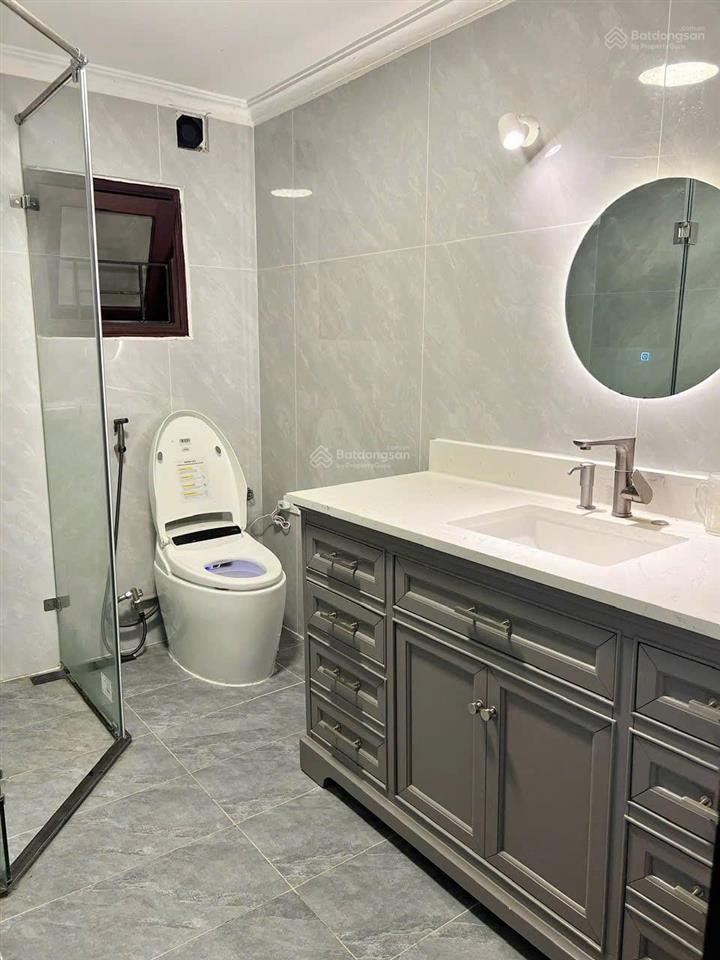 Bán gấp biệt thự lão thành cách mạng tại yên hòa, cầu giấy, 80 tỷ, 200m2, nội thất đầy đủ