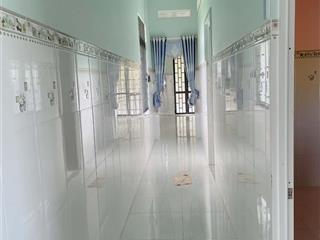 Nhà riêng ngang 6m dài 35m, thổ cư 132 mét 2pn, 1pk, bếp, vệ sinh. nhà xây kiên cố. sổ đỏ cầm tay