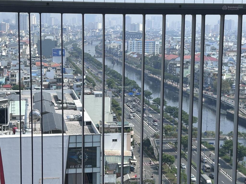 Bán viva 3 pn 2 wc view đẹp đông nam giá 6,5 tỷ