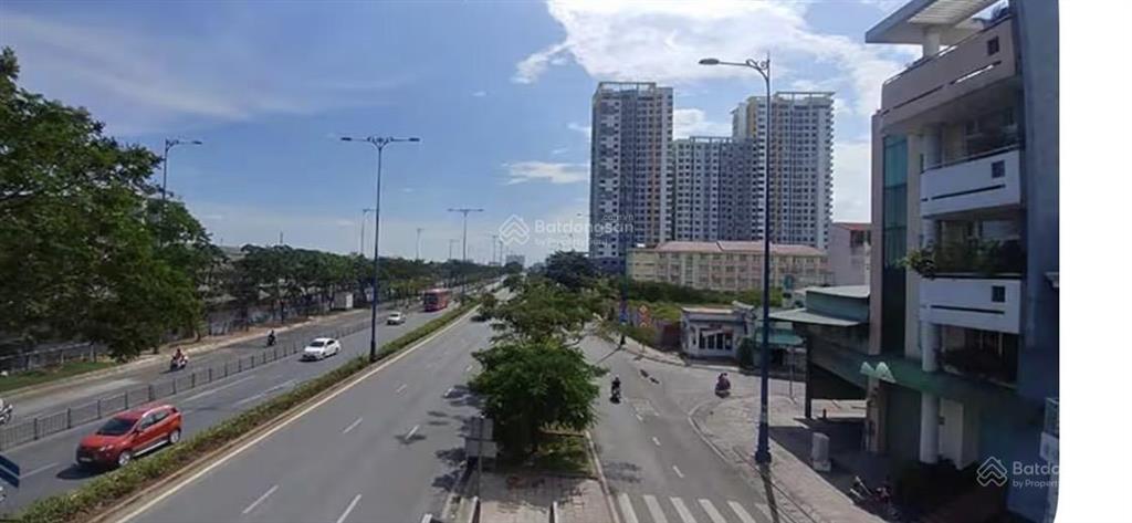 Bán viva 3 pn 2 wc view đẹp đông nam giá 6,5 tỷ