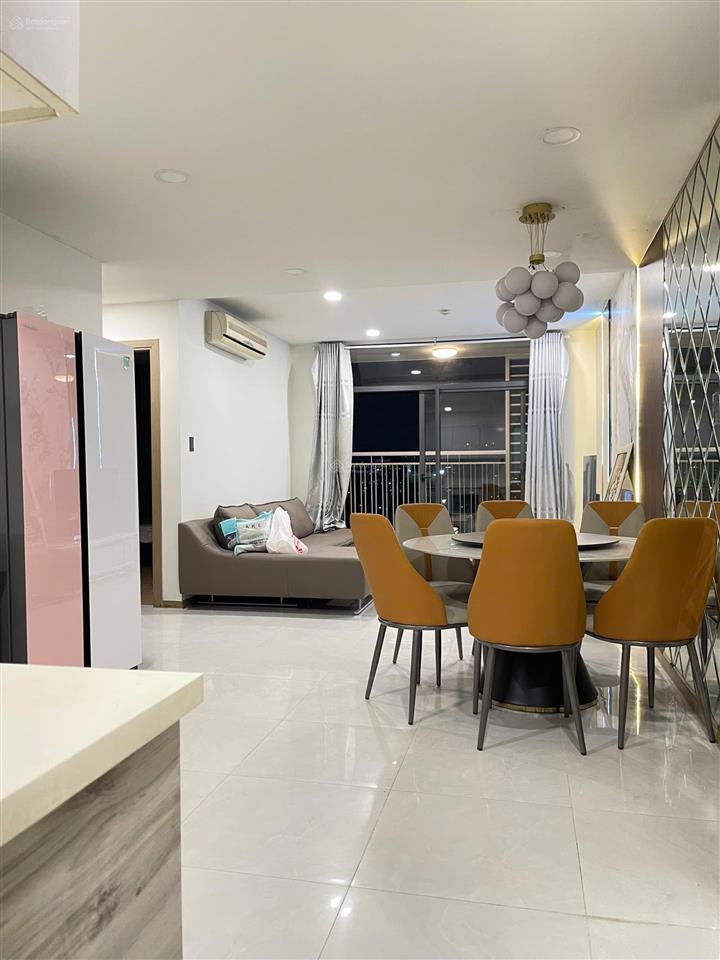 Bán cc riva park 3pn, 2wc, 105m2, giá tốt tại 504 nguyễn tất thành, q4, hcm