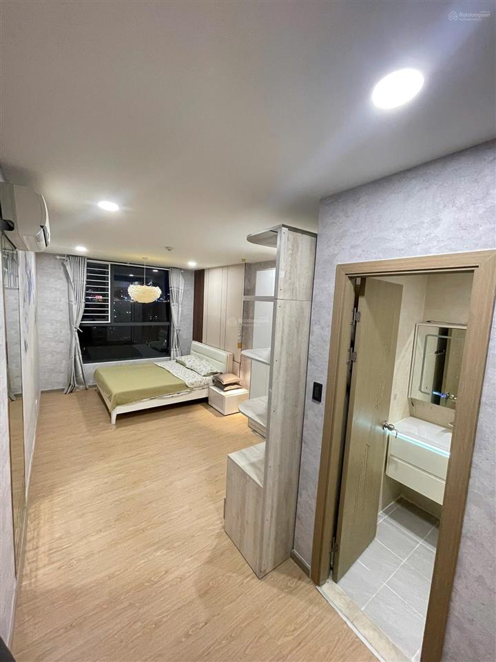 Bán cc riva park 3pn, 2wc, 105m2, giá tốt tại 504 nguyễn tất thành, q4, hcm