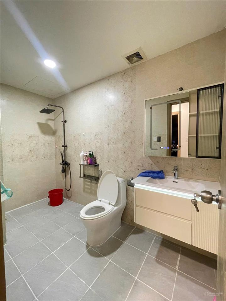 Bán cc riva park 3pn, 2wc, 105m2, giá tốt tại 504 nguyễn tất thành, q4, hcm