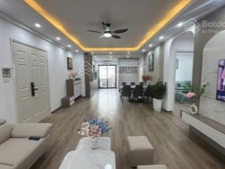 Bán cc 3pn, 2wc tại ct2a khu đô thị mới xa la, giá 6,25 tỷ, 101m2 bao đẹp hot!