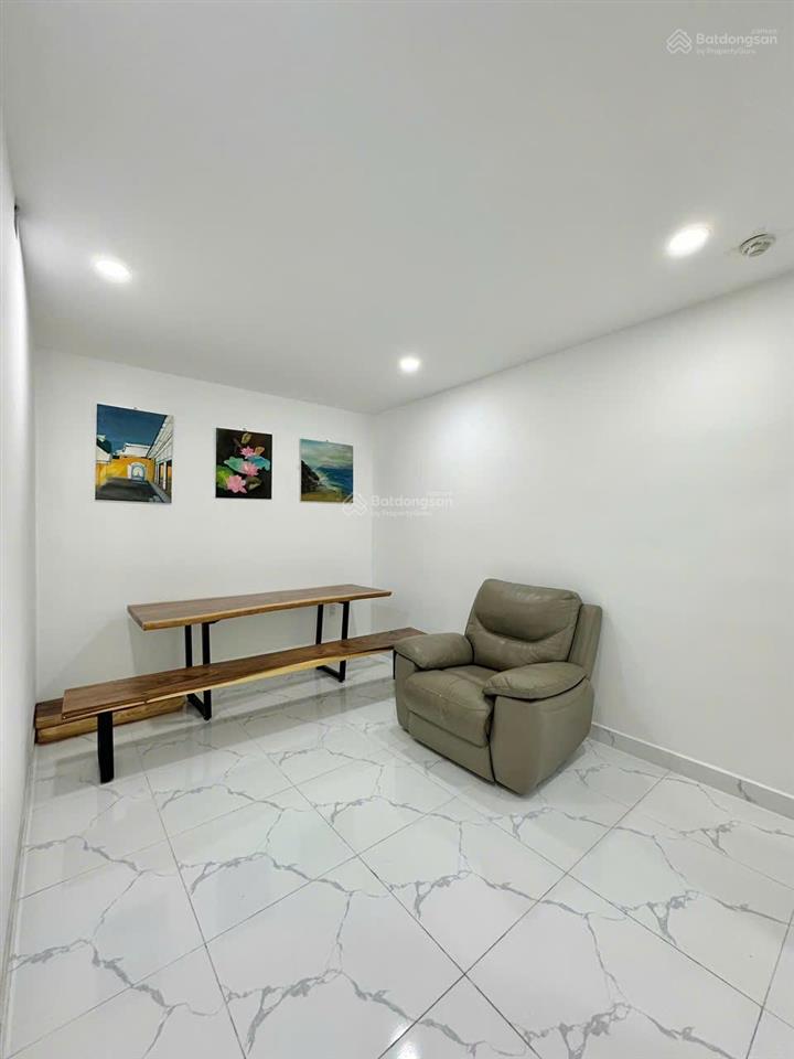 Cho thuê villa 3pn diện tích 150m2, có full nội thất  ở được ngay  giá 12 triệu