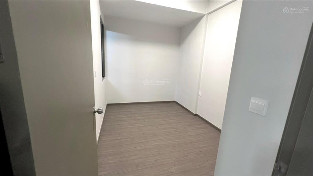 Cho thuê westgate, 7 triệu 59m² (2pn  2wc) có rèm, bếp, ở được ngay