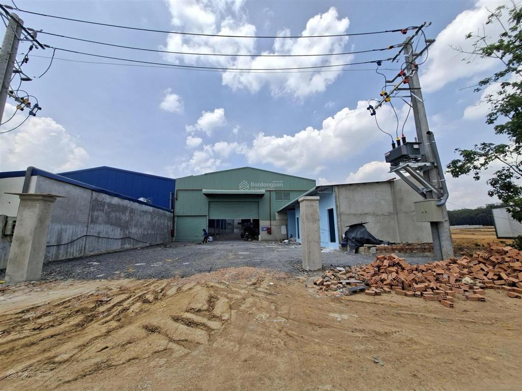 Cho thuê xưởng 2000m tân uyên bình dương