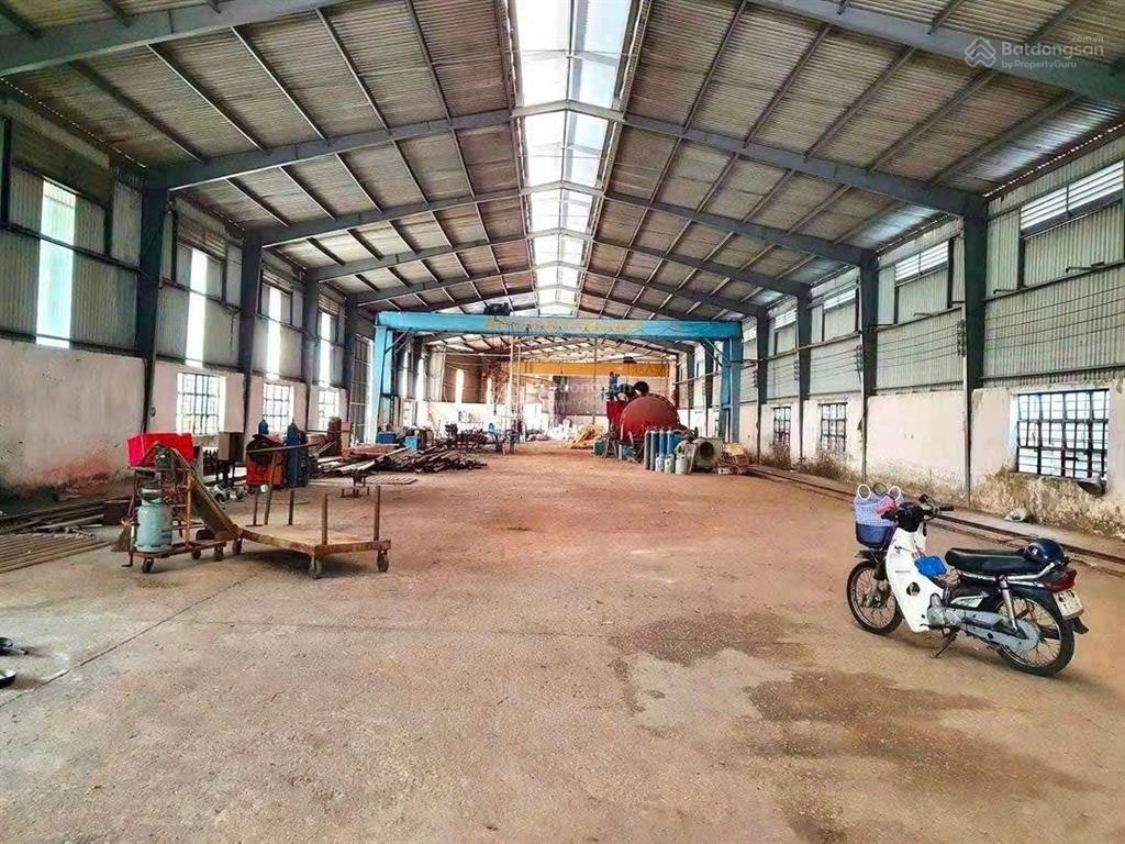 Cho thuê xưởng đường dt 743 dĩ an , bình dương