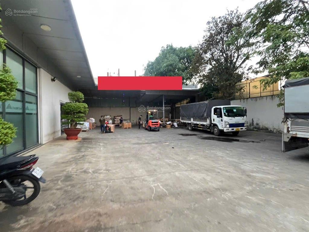 Cho thuê kho mặt tiền quốc lộ 13 thủ đức