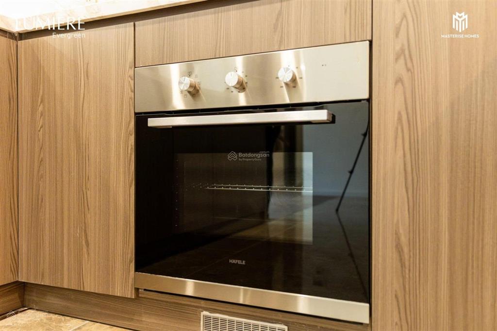 Hàng hiếm căn 2 ngủ cao xà lá 81m2 giá 9 tỷ. full nội thất trả trước 3,3 tỷ miễn trả gốc lãi 3 năm