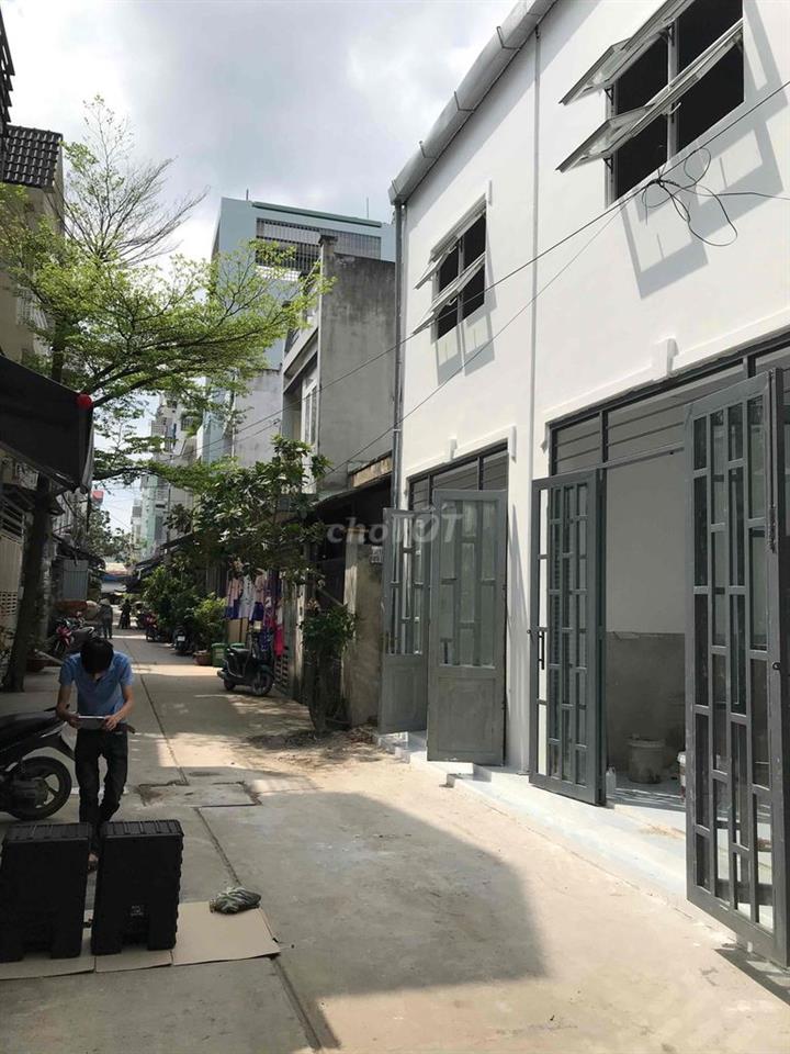 nhà 8x10 một trệt một lầu kế bên khu dân cư Vĩnh lôcj