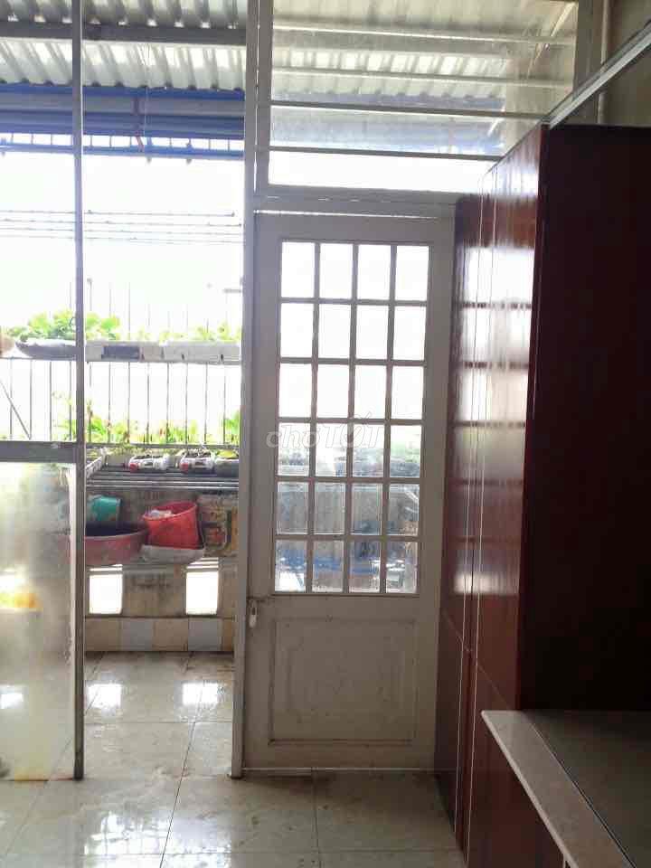 nhà 1 trệt 1 lầu 4x15 cách khu dân cư Vĩnh Lộc 50m