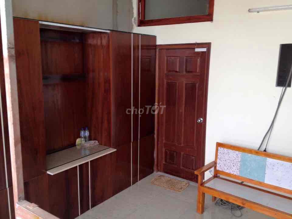 nhà 1 trệt 1 lầu 4x15 cách khu dân cư Vĩnh Lộc 50m