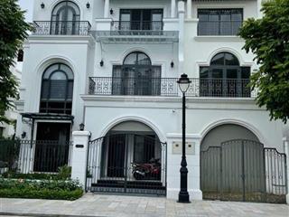 Cực hiếm  biệt thự sl ngón tay  vinhomes marina, 226m2, thô, view hồ, công viên, giá 2x tỷ