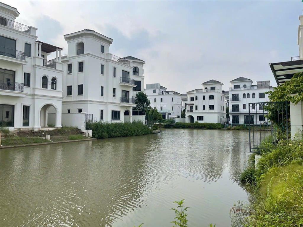 Cực hiếm  biệt thự sl ngón tay  vinhomes marina, 226m2, thô, view hồ, công viên, giá 2x tỷ