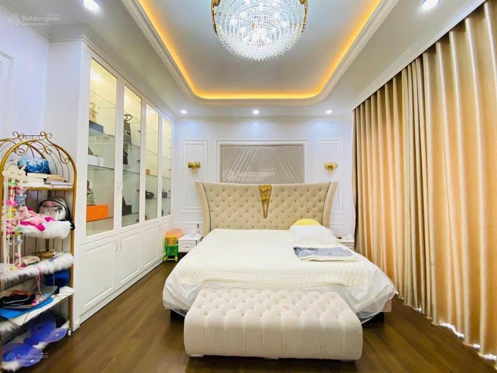 Bán song lập ngọc trai ngón tay, 226m2, full nt, giá tốt nhất dự án vin marina.  0936 122 ***