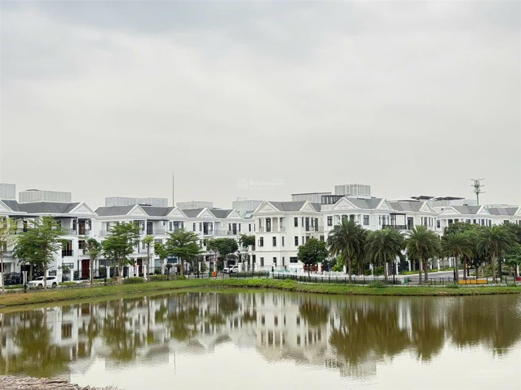 Bán lk sao biển 105m2  ngay cổng vin marina, thô, có mái, giá nhỉnh 13 tỷ