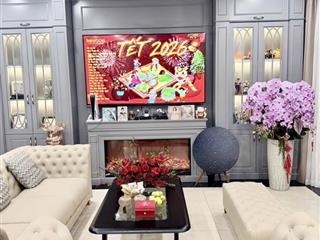 Bán bt song lập manhattan 160m  vin imperia, full nt đẹp, thang máy xịn xò, nhỉnh 24 tỷ