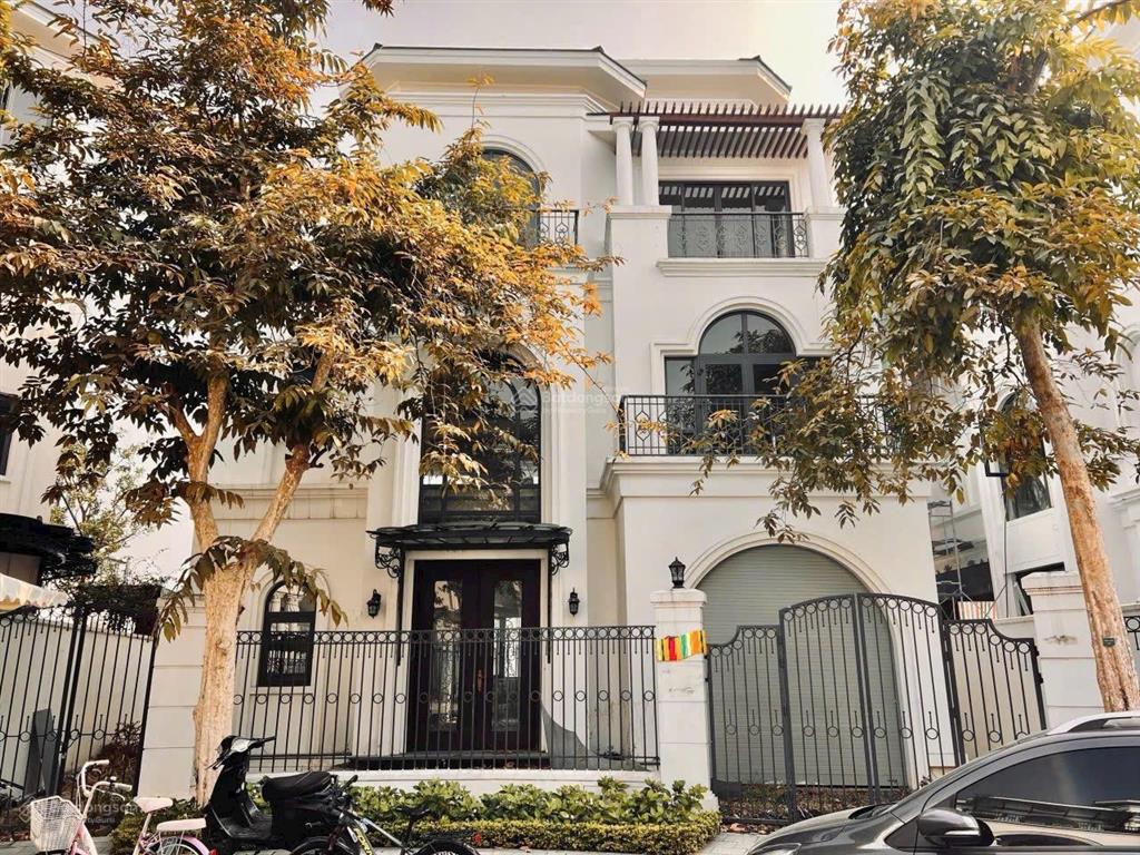 Bán biệt thự đơn lập ngọc trai  vinhomes marina, 239m2, mặt tiền rộng, thô, view hồ, nhỉnh 25 tỷ