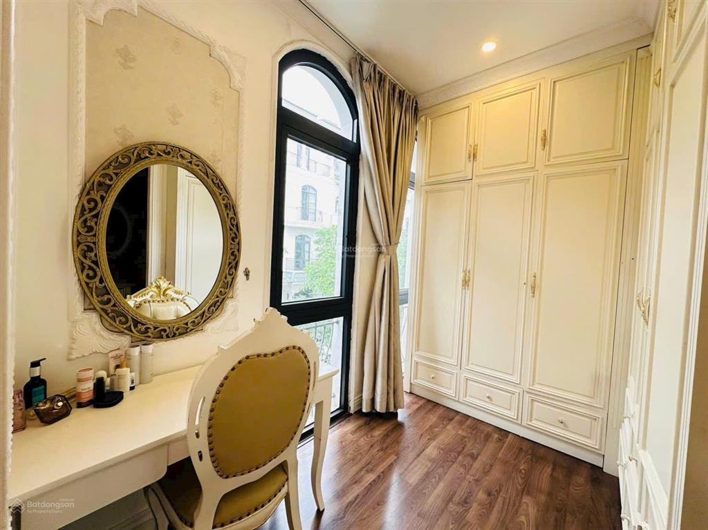 Bán biệt thự liền kề 96m2  vin imperia, full nt đẹp sang trọng, dát vàng t1, nhỉnh 15 tỷ