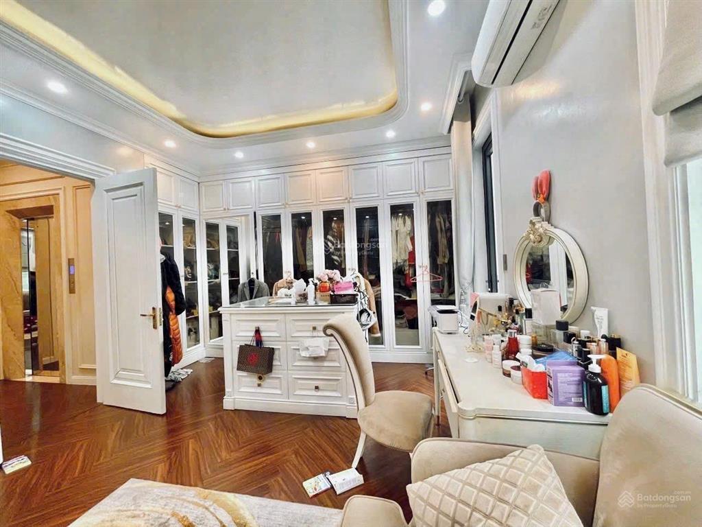 Bán căn lk 90m2 khu ngọc trai  vin marina, full nt cực đẹp, có thang máy, nhỉnh 14 tỷ