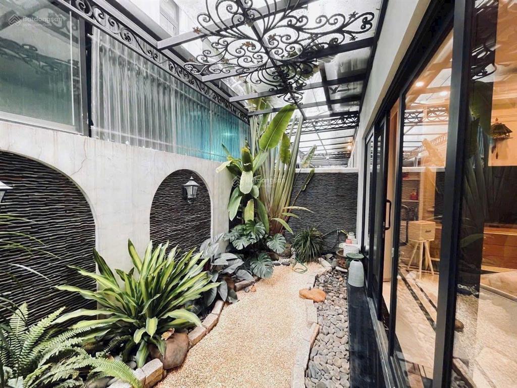 Bán căn lk 90m2 khu ngọc trai  vin marina, full nt cực đẹp, có thang máy, nhỉnh 14 tỷ