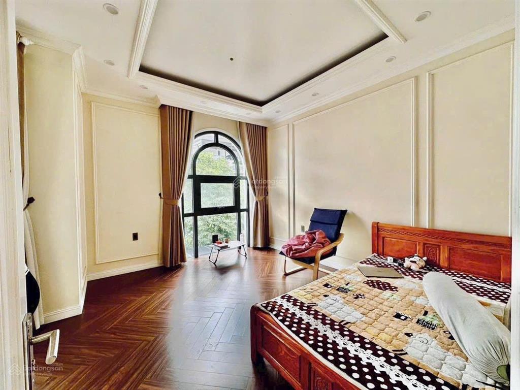 Bán căn lk 90m2 khu ngọc trai  vin marina, full nt cực đẹp, có thang máy, nhỉnh 14 tỷ