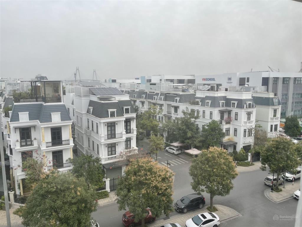 Bán gấp shop bạch đằng  vin imperia, 105m2, full nt đẹp, thang máy, kd đỉnh, giá 2x tỷ