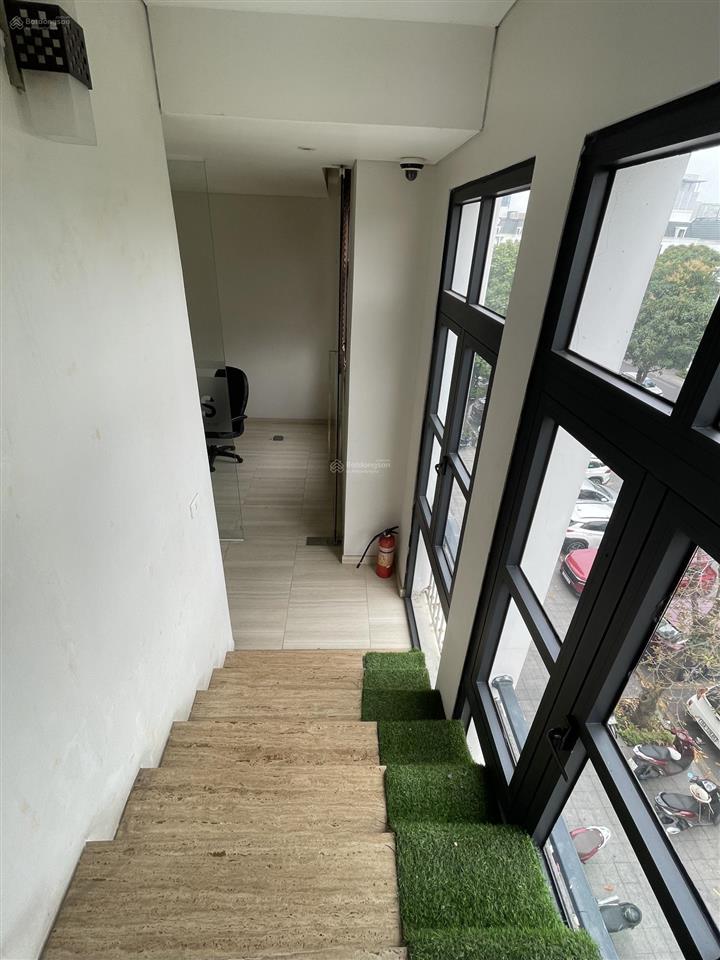 Bán gấp shop bạch đằng  vin imperia, 105m2, full nt đẹp, thang máy, kd đỉnh, giá 2x tỷ