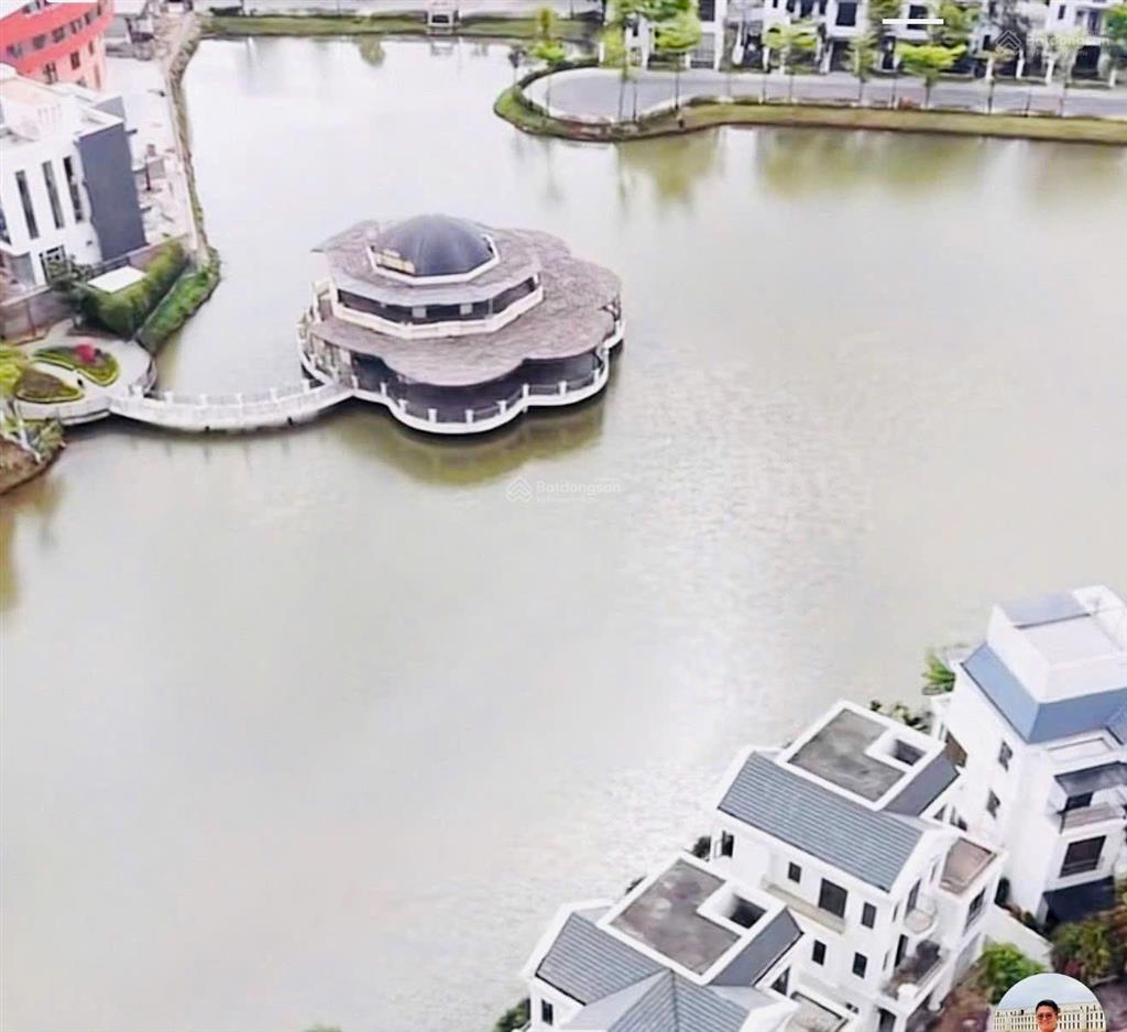 Bán nhà hàng thuỷ tạ  vinhomes marina, sd 1200m2, full nt, doanh thu 200tr/th.  0936 122 ***