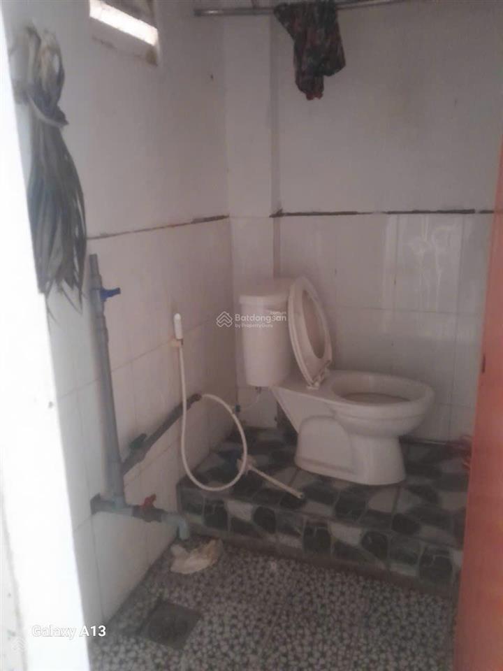 Nhà trọ sân vườn ngọc mai sạch sẽ, có gác, thoáng mát, sân vườn trồng rau nuôi cá