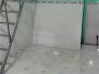 Nhà trọ sân vườn ngọc mai sạch sẽ, có gác, thoáng mát, sân vườn trồng rau nuôi cá