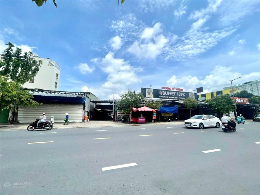 ( đất sạch )bán nhà mặt tiền đường âu cơ quận tân bình, dt 22x 60m ( cn 1190m2 đất ) giá 135 tỷ tl