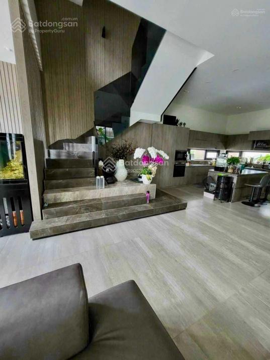 Bán nhà đường lê văn sỹ quận 3, dt 13x 25m (320m2) giá 83 tỷ tl
