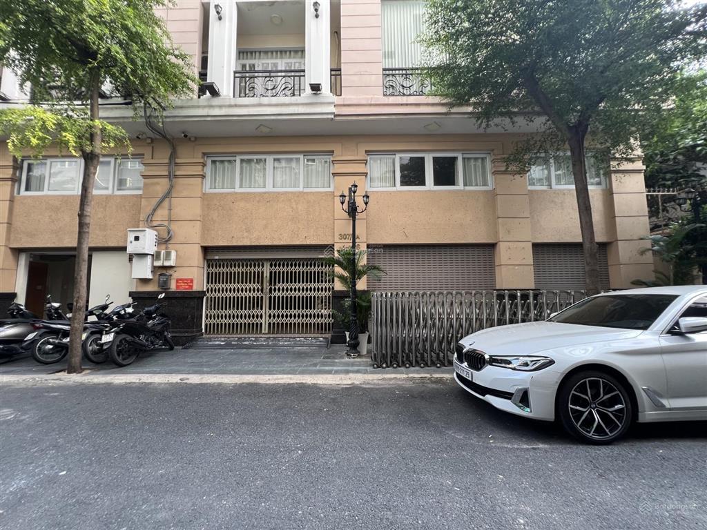 Ngang 13,3m, kết cấu đồ sộ 6 tầng, hẻm 10m 307/ đường nguyễn văn trỗi, dt 13,3x 13m, giá 49 tỷ tl