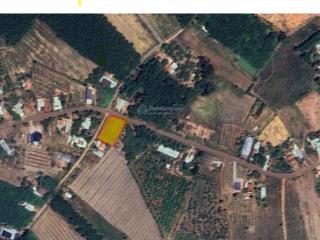 Bán đất đường thông kcn, có điện, nước,dân cư. đường32m thông thoáng