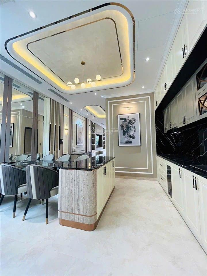 Bán gấp nhà đường d5b phường tân mỹ quận 7