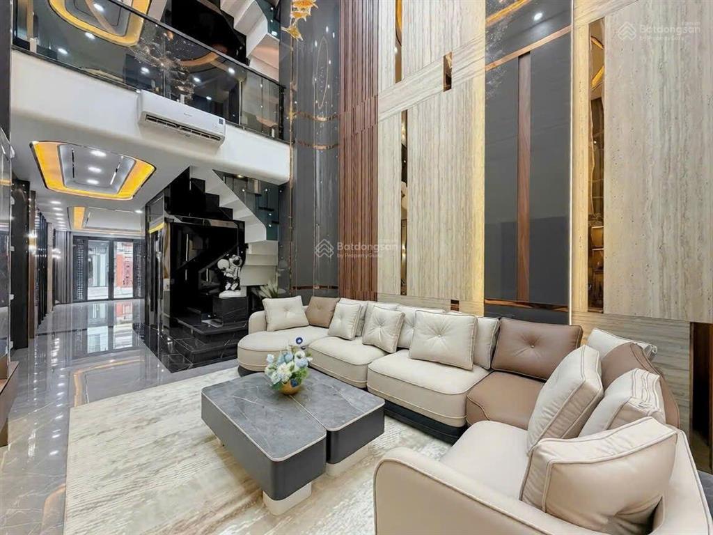 Bán nhà phố cao cấp đường phú thuận phường phú thuận quận 7