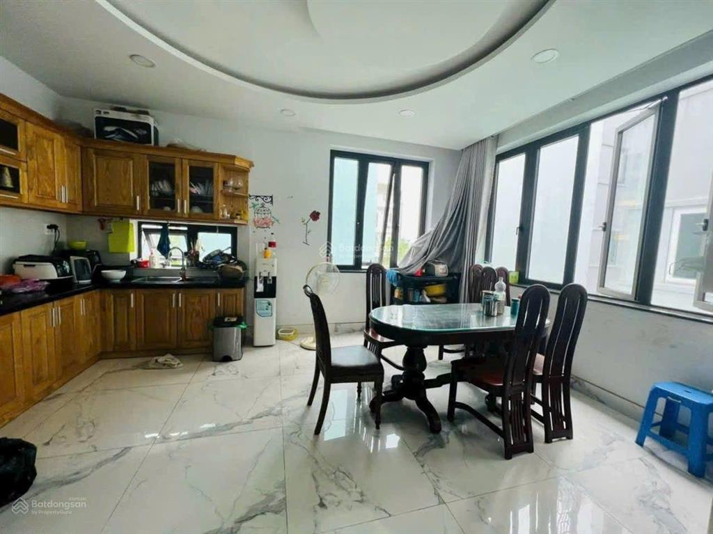Bán nhà mặt tiền đường 20m kdc jamona city, quận 7