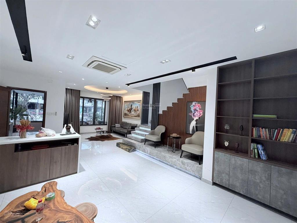 Bán biệt thự nine south nguyễn hữu thọ  phước kiển  nhà bè