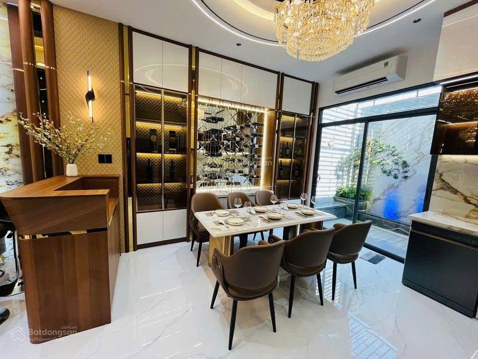 Bán nhà phố đường số phạm hữu lầu  p.phú mỹ  quận 7