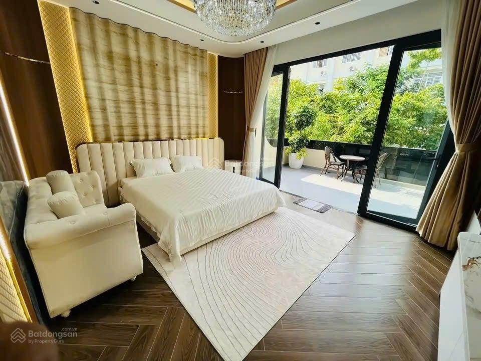 Bán nhà phố đường số phạm hữu lầu  p.phú mỹ  quận 7