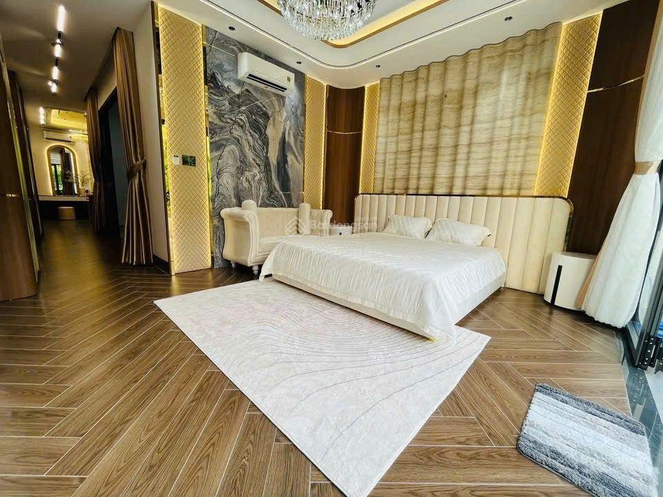 Bán nhà phố đường số phạm hữu lầu  p.phú mỹ  quận 7