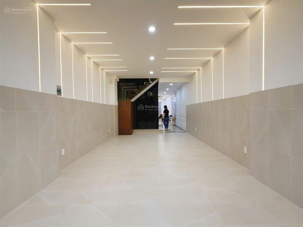 Bán nhà đường d4 khu tái định cư phạm hữu lầu phường tân mỹ quận 7 liền kề phú mỹ hưng