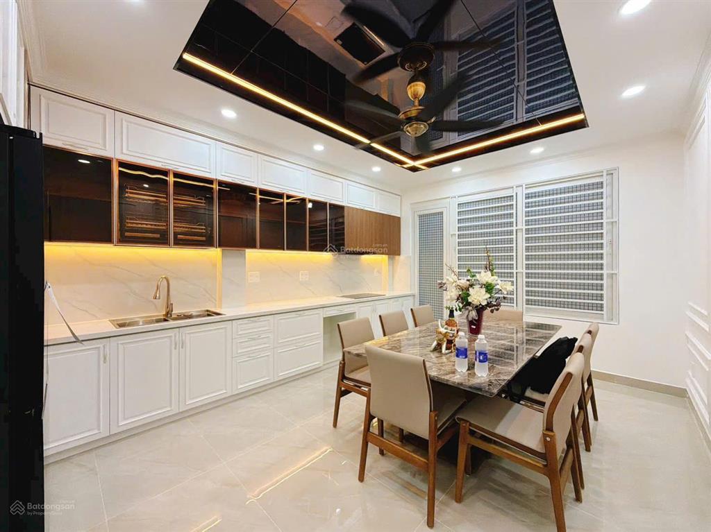 Bán nhà đường d4 khu tái định cư phạm hữu lầu phường tân mỹ quận 7 liền kề phú mỹ hưng