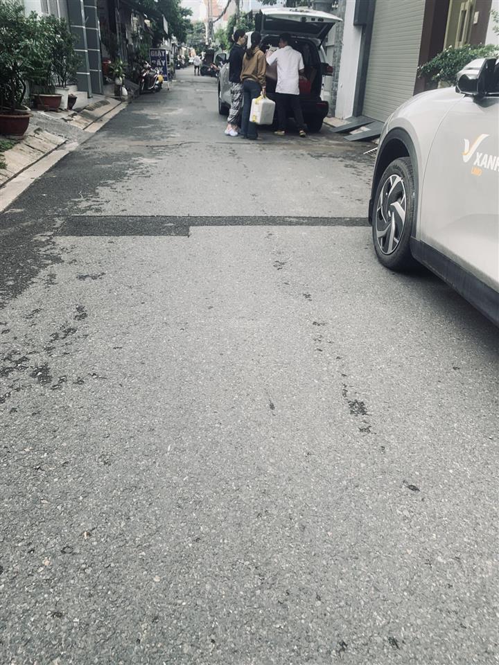 Chính chủ bán đất tại phường phú thuận, gò ô môi giá 4,7 tỷ, 60m2,  0918 730 *** minh trang