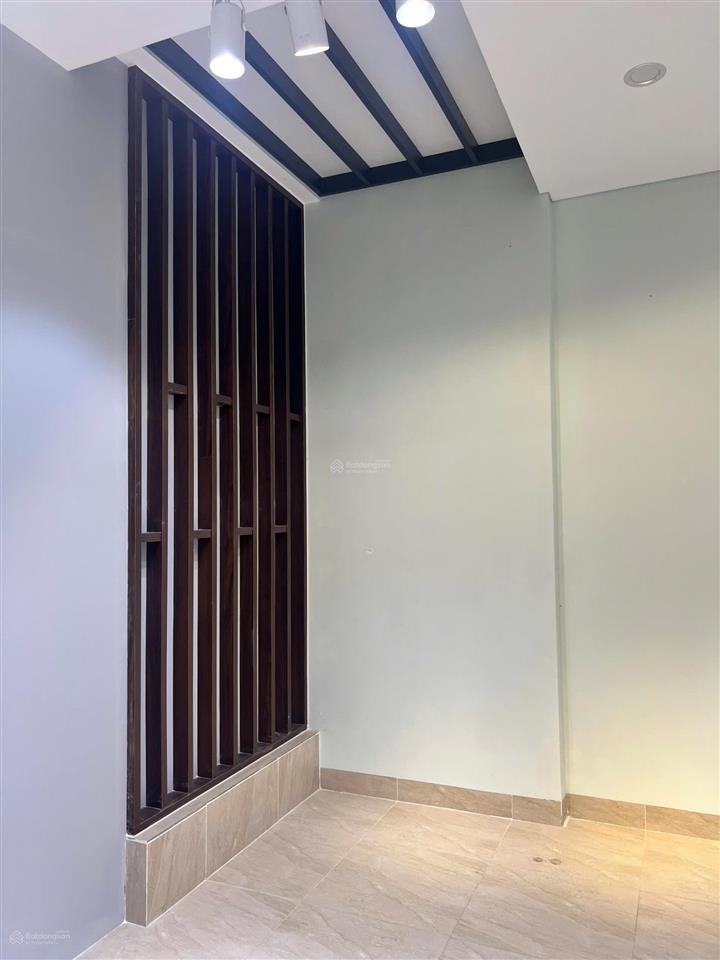 Cho thuê studio, 50 mét đường đào trí giá 7 triệu,  0918 730 *** minh trang