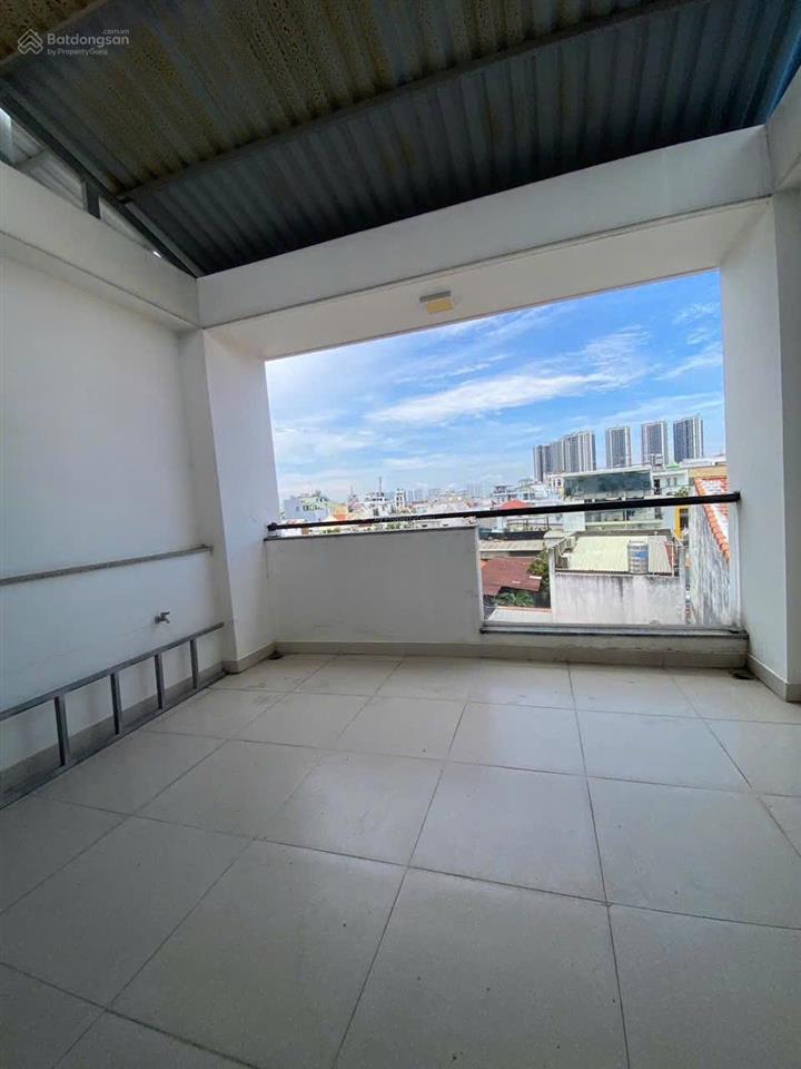 Chính chủ bán nhà 4 tầng hẻm đường huỳnh tấn phát p. tân thuận giá 8,6 tỷ  0918 730 *** minh trang